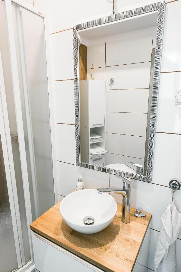 شقة اوسترزوكي دولن  في Apartament Mietowy المظهر الخارجي الصورة